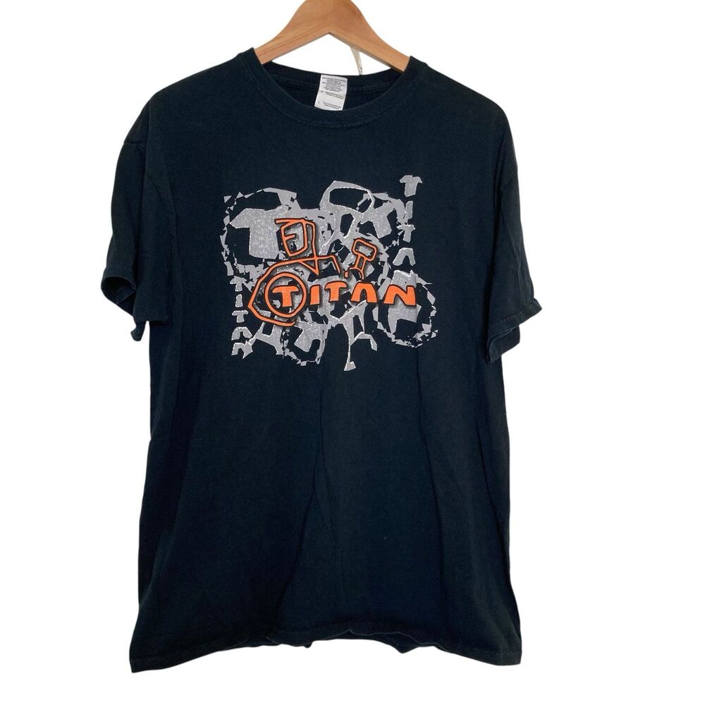 Vintage 90s Graphic Titan T-Shirt Mens Large Streetwear Heavy Cotton L